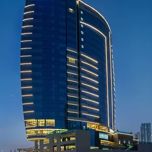 Radisson Blu Hotel, Canal View Отель Дубай